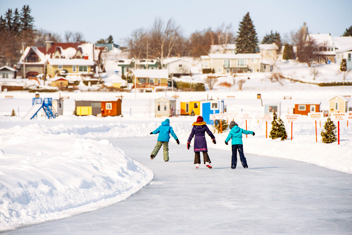 Anneau de glace au village sur glace de Roberval