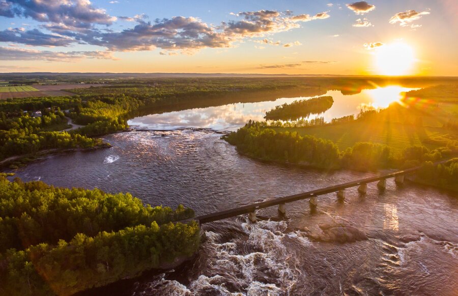Coucher de soleil au Parc de la Chute-à-Michel